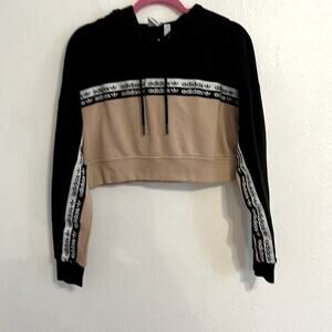 Adidas Size XS Three Stripe Color Block Black/Tan Cropped  Hoodie Y2K Grunge
